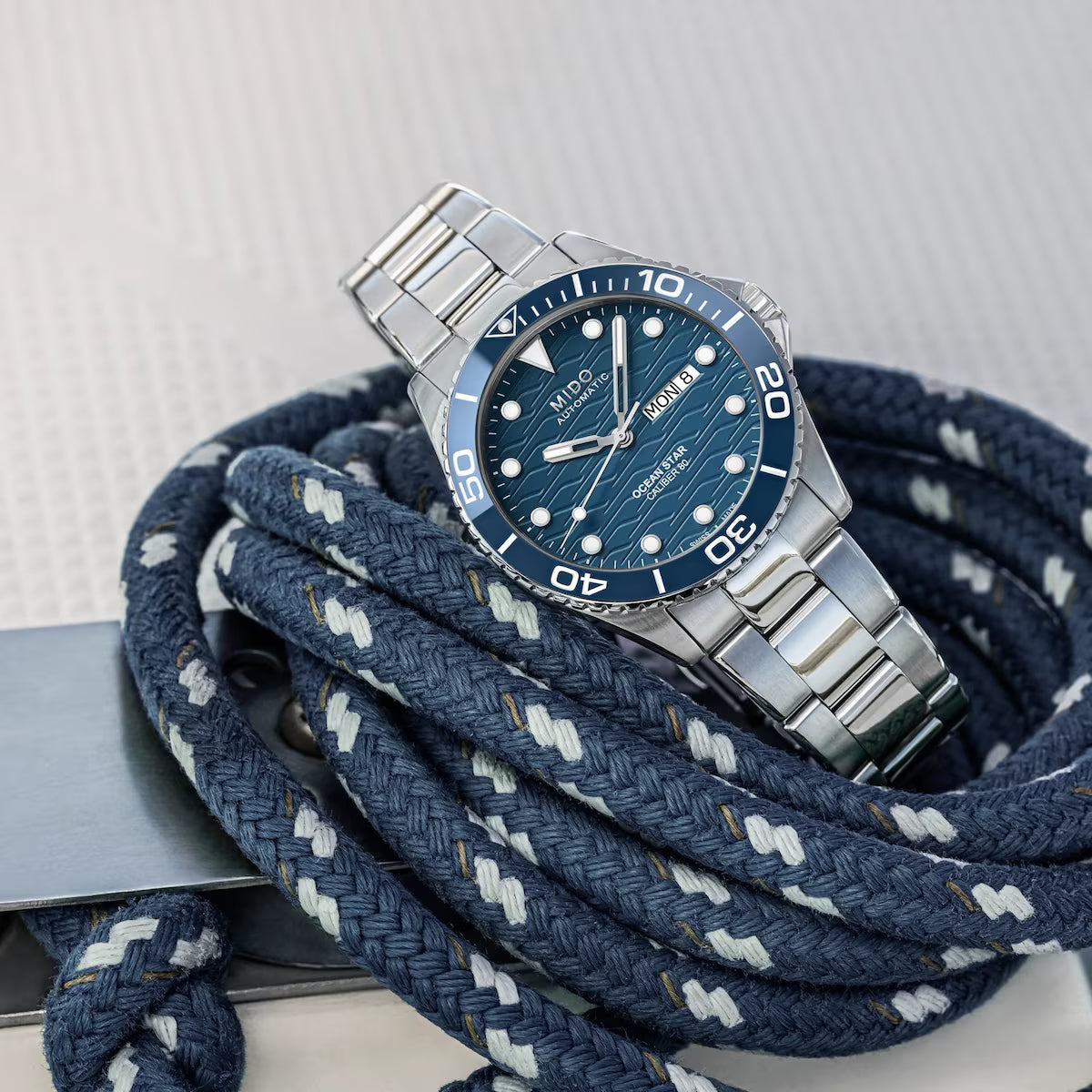 MIDO OCEAN STAR 200C - M042.430.11.041.00
