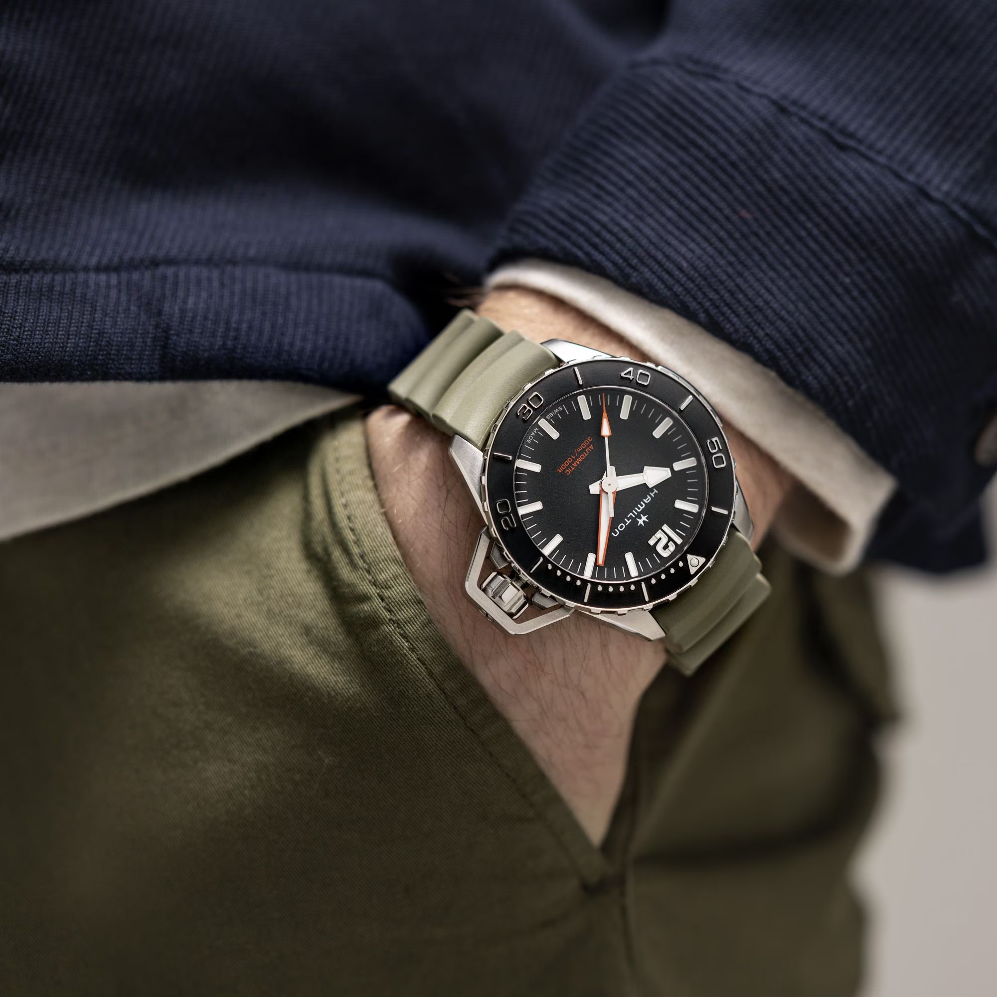 HAMILTON KHAKI NAVY FROGMAN AUTO H77825331